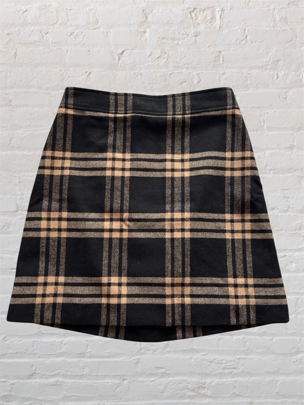 Like 🆕 JCrew black and camel and plaid wool-blend subtle a-line pencil skirt